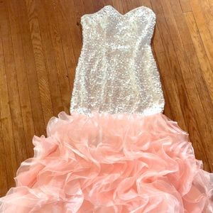 Beautiful Formal/Prom dress